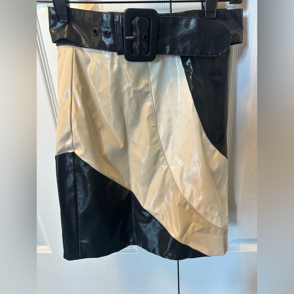 & Other Stories faux lather skirt US size 0